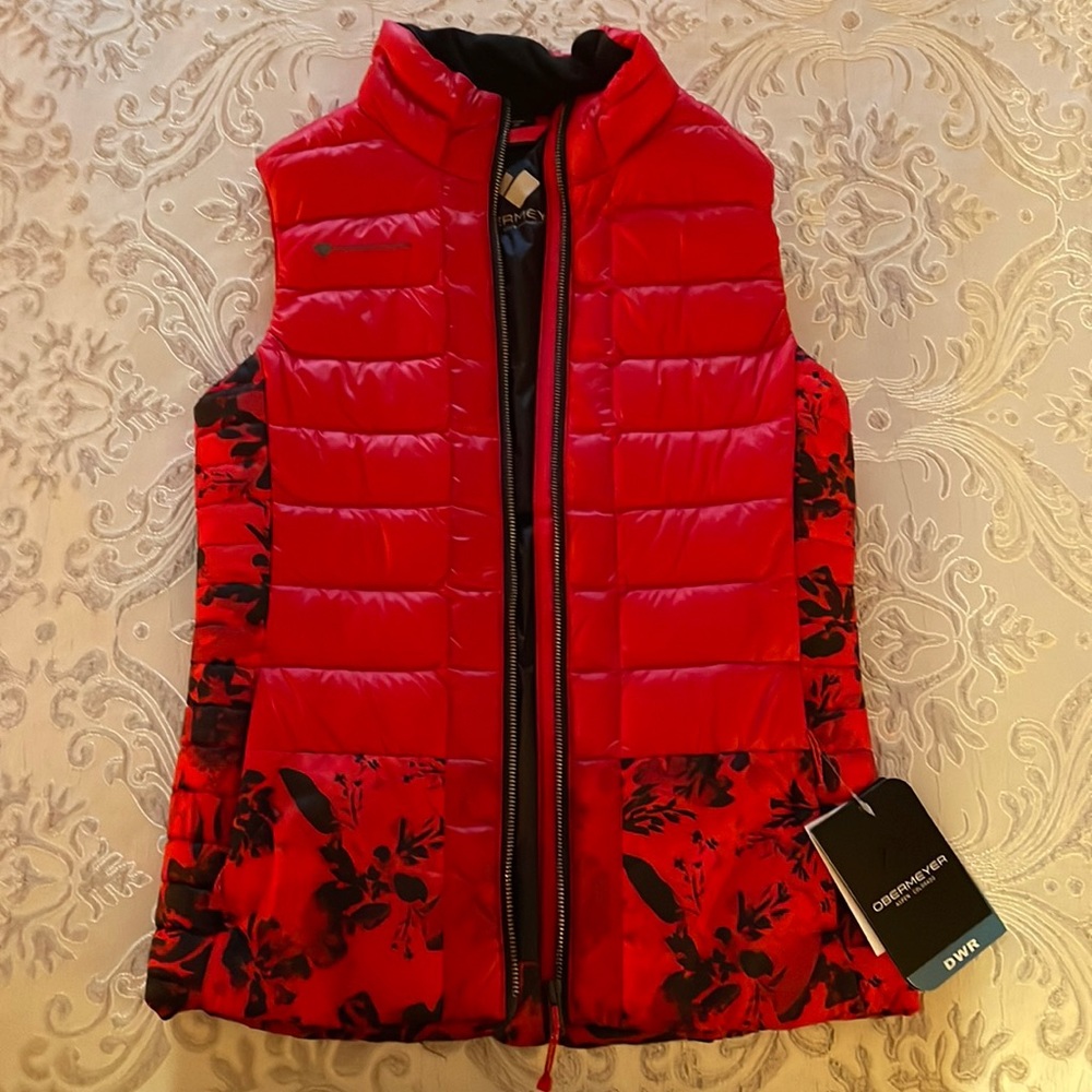Over Meyer, down vest